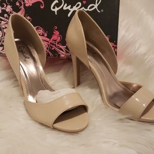 Open toe nude heels